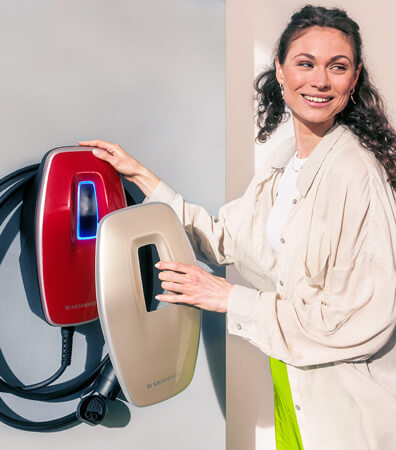 Mennekes Wallbox AMTRON 4You 110, 11 kW für E-Autos und Hybrid - 7,5 m Kabel - innen und außen - Cover Schwarz