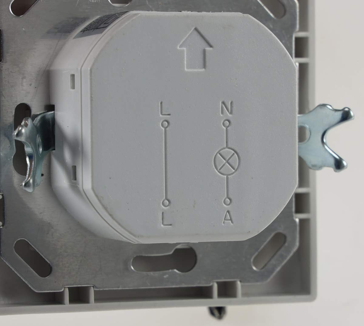 Bewegungsmelder 160° Unterputz Wand-Montage Schaltet ab 1Watt 9m Reichweite 230V 2-Draht Technik Ersetzt einen Lichtschalter Weiß [Energieklasse A]