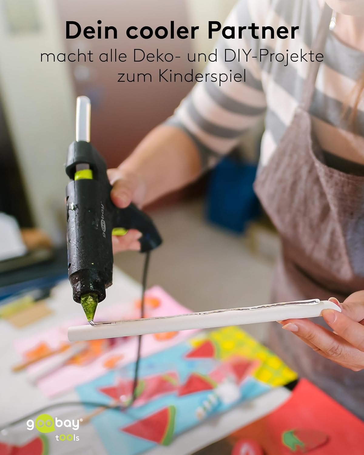 Heißklebepistole Sticks 11x200 mm, 50 Stk, Klebesticks für Standard-Klebepistolen, Heißklebesticks, schnelltrocknend, für Modellbau, Bastel- und DIY-Projekte, Transparent