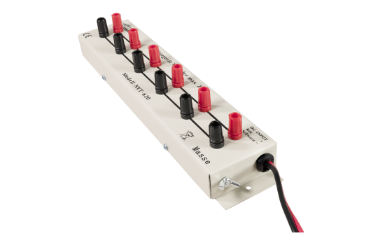 Netzgerät-Verteilerleiste McPower ''NVT-620'', 1x ein, 6 Ausgänge, 20 A max., DC