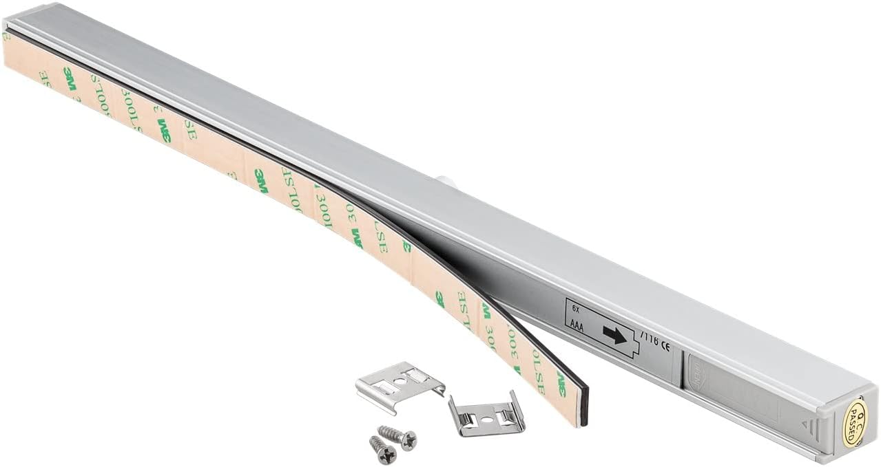 LED-Unterbauleuchte mit Bewegungsmelder / Für Schränke, Küchen, Vitrinen, Schubladen, Garagen etc. / Warm-Weiß Licht (3000k) / 30 cm [Energieklasse A]