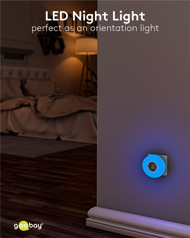 goobay LED Nachtlicht für die Steckdose/Schlummerlicht für Kinder/Steckdosenlicht/Dämmerungssensor und Schutzkontakt Steckdose / 3 Betriebs Modi (AN/AUS/AUTO) / Grün,Blau,Tageslichtweiß