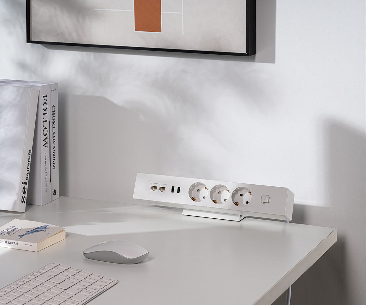 Tischsteckdose NV62L 3-Fach Schutzkontakt mit 2X USB und 2X LAN Anschluss, Mehrfachsteckdose für Zuhause mit Tischbefestigung, Knopf zum EIN- und Ausschalten, Steckdosenleiste mit 1,8m Kabel