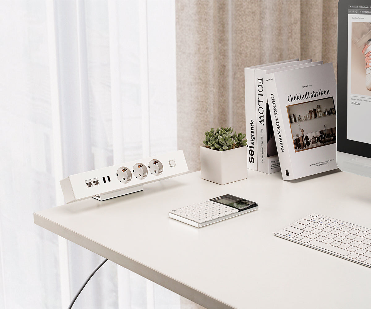 Tischsteckdose NV62L 3-Fach Schutzkontakt mit 2X USB und 2X LAN Anschluss, Mehrfachsteckdose für Zuhause mit Tischbefestigung, Knopf zum EIN- und Ausschalten, Steckdosenleiste mit 1,8m Kabel